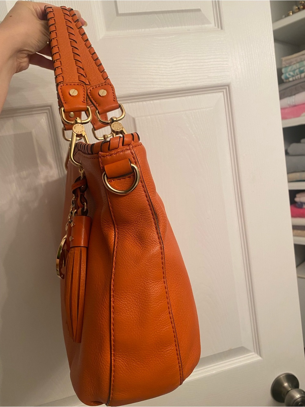 Barely used MK bag - Picture 2 of 13